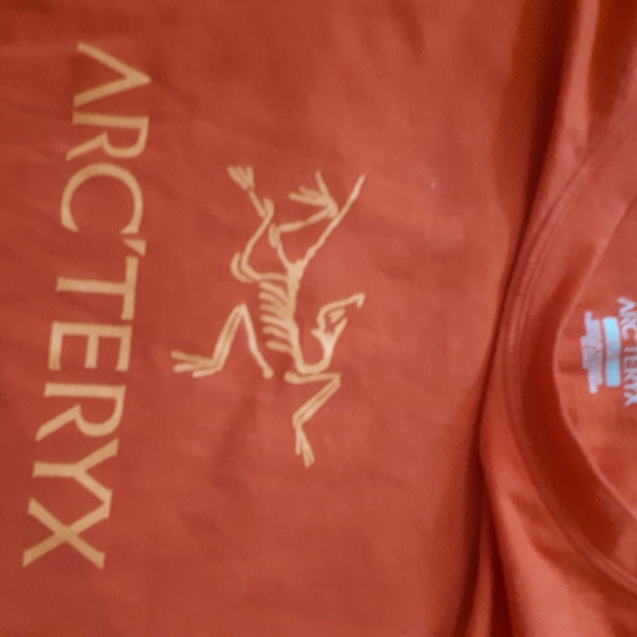Arcteryx tshirts - Picture 5 of 6